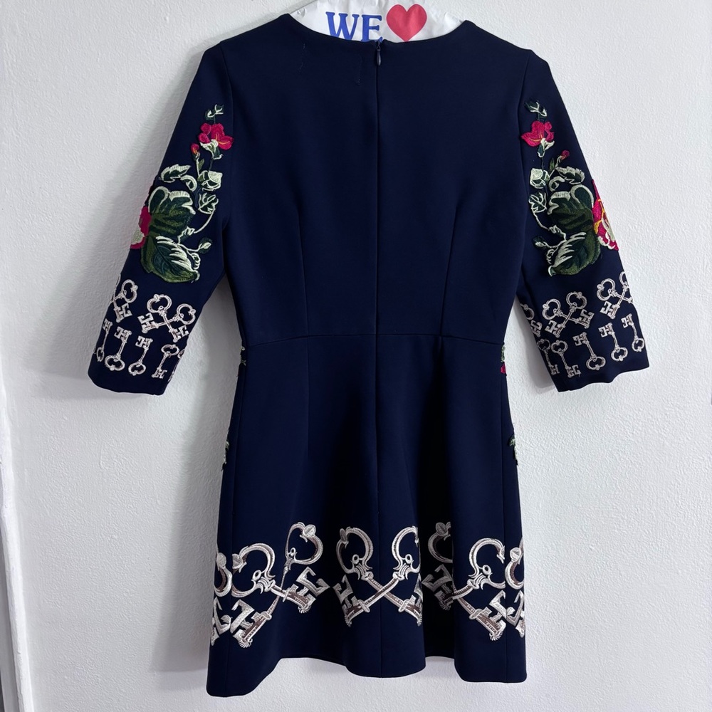 Amuse Key Embroidered Mini Dress Size XS - Picture 4 of 6